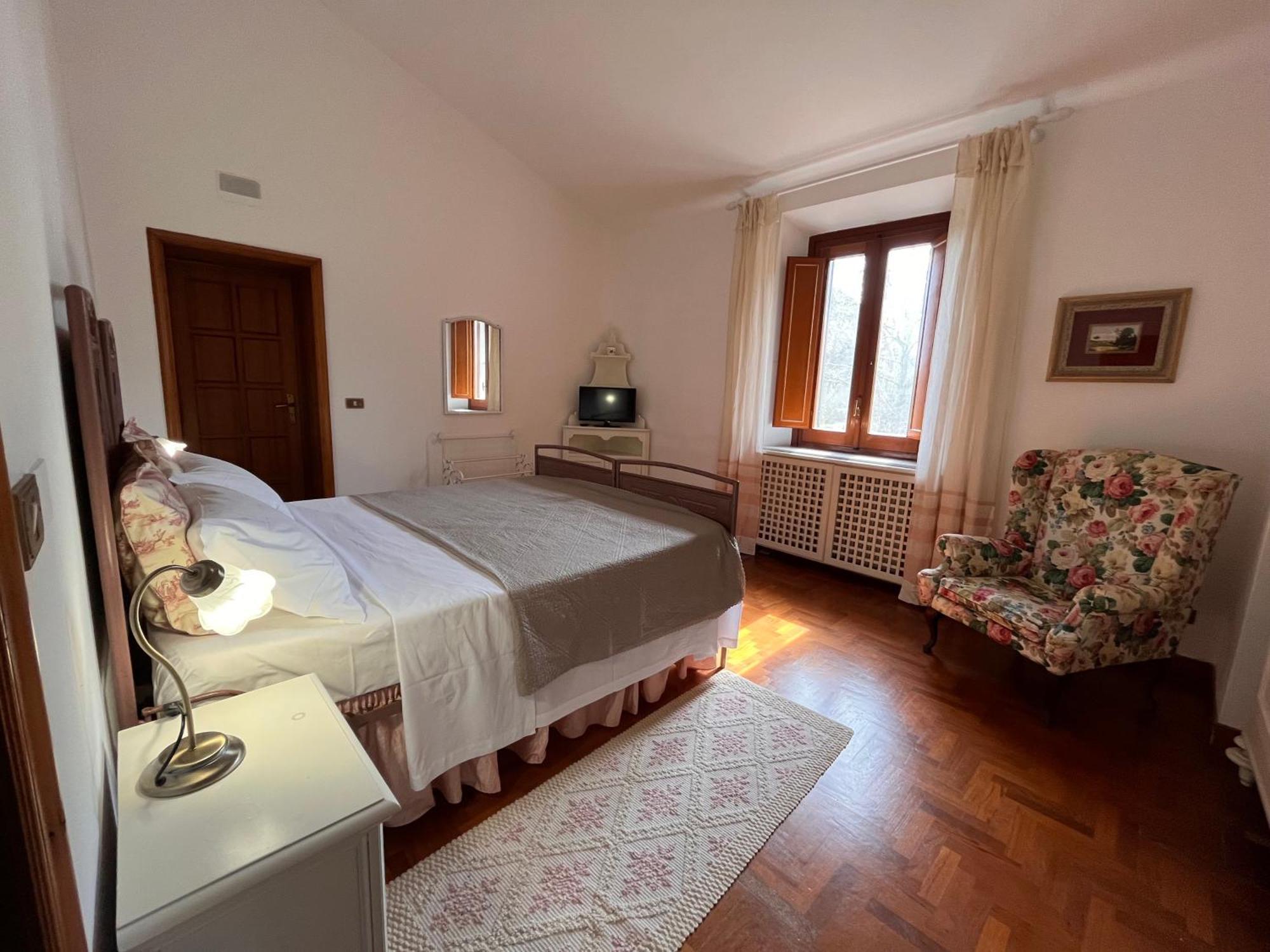 Bed and Breakfast Casa Del Pino Борго-а-Буджано Екстер'єр фото